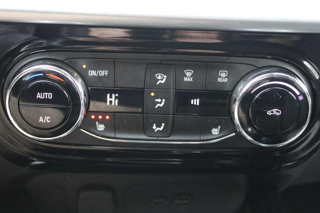 used 2025 Chevrolet Trax car, priced at $23,449