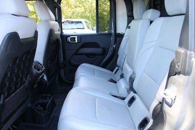 used 2022 Jeep Gladiator car, priced at $37,579
