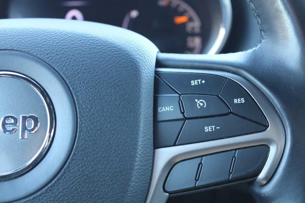 used 2019 Jeep Grand Cherokee car, priced at $20,995