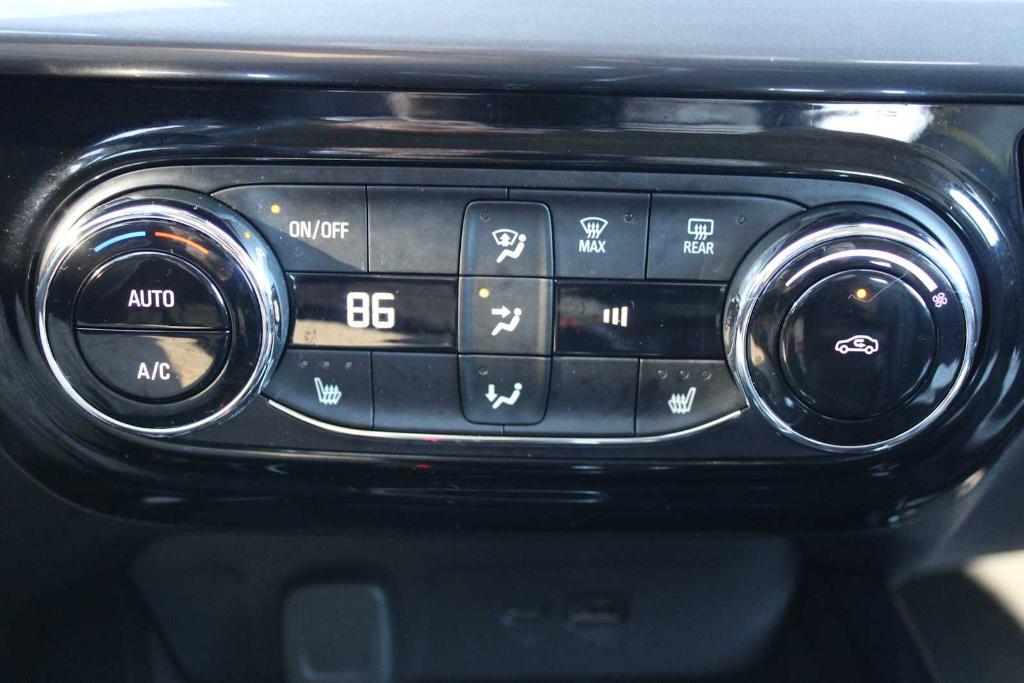 used 2025 Chevrolet Trax car, priced at $24,100