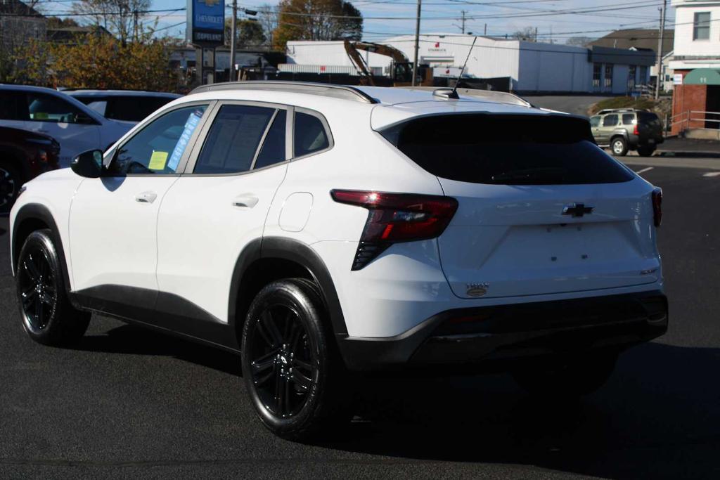 used 2025 Chevrolet Trax car, priced at $24,100