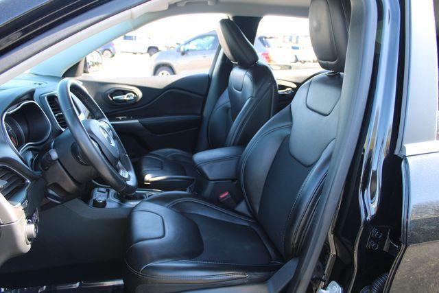 used 2019 Jeep Cherokee car, priced at $17,060