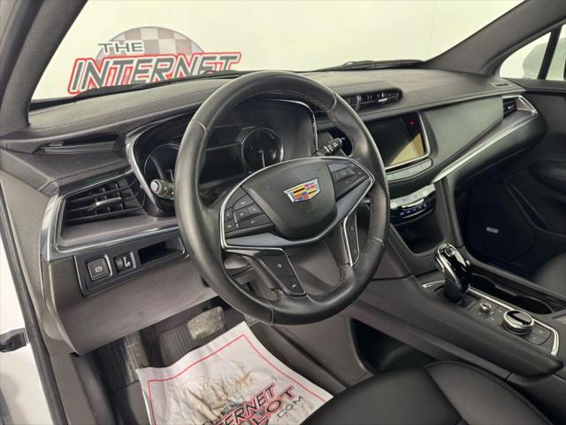 used 2023 Cadillac XT5 car, priced at $24,299