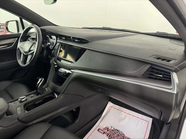 used 2023 Cadillac XT5 car, priced at $24,299