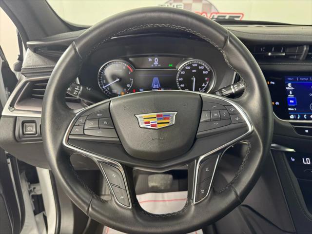 used 2023 Cadillac XT5 car, priced at $24,299