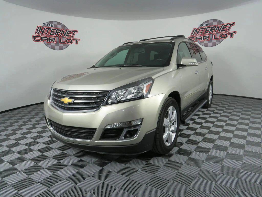 used 2017 Chevrolet Traverse car, priced at $13,495