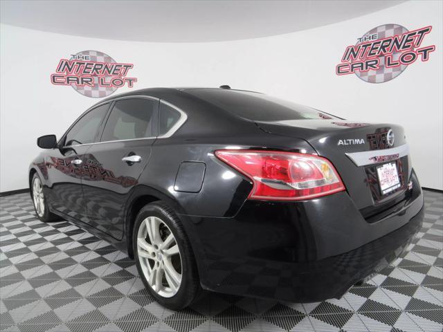 used 2013 Nissan Altima car, priced at $8,994