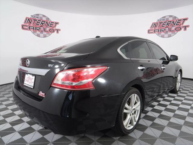 used 2013 Nissan Altima car, priced at $8,994