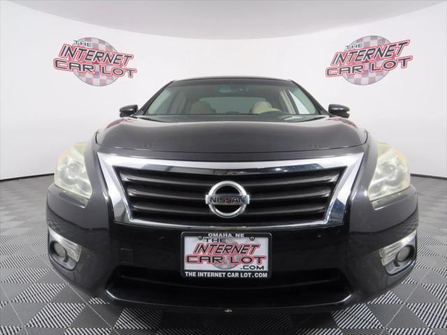 used 2013 Nissan Altima car, priced at $8,994