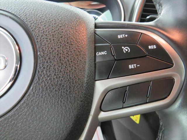 used 2019 Jeep Cherokee car, priced at $15,498