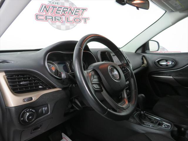 used 2019 Jeep Cherokee car, priced at $15,498