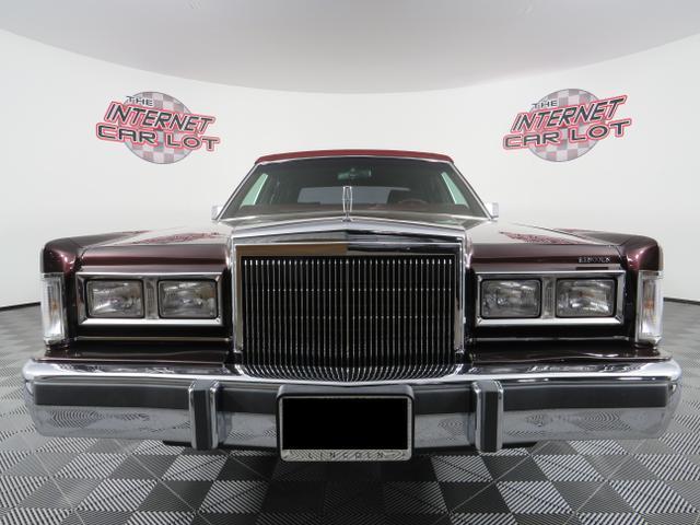 used 1988 Lincoln Town Car car, priced at $24,999