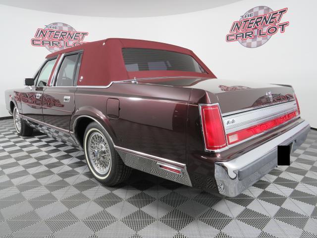 used 1988 Lincoln Town Car car, priced at $24,999