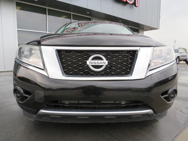 used 2016 Nissan Pathfinder car, priced at $12,495