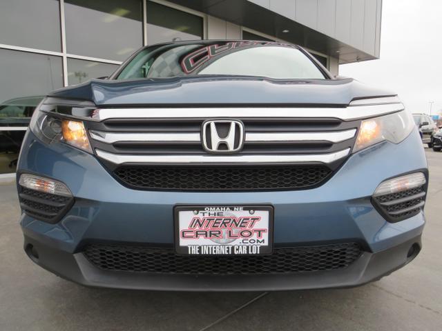 used 2018 Honda Pilot car, priced at $18,499