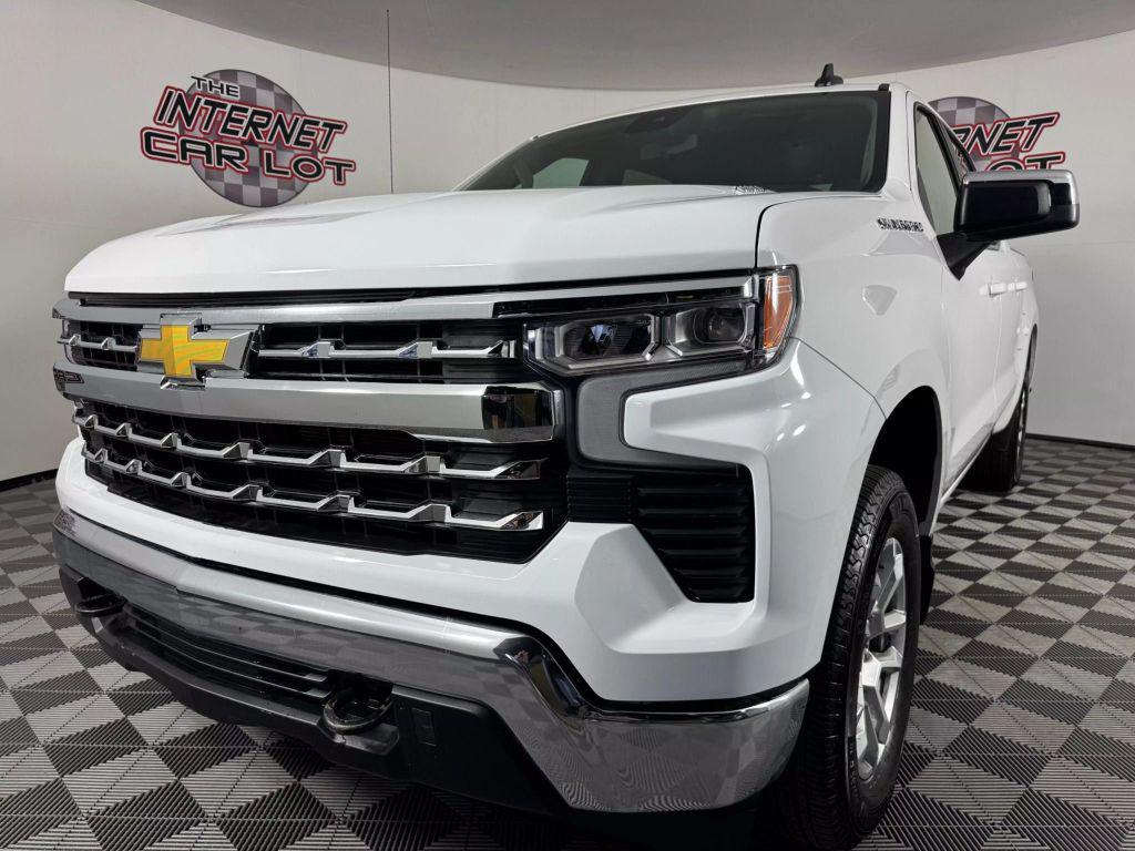used 2024 Chevrolet Silverado 1500 car, priced at $33,995