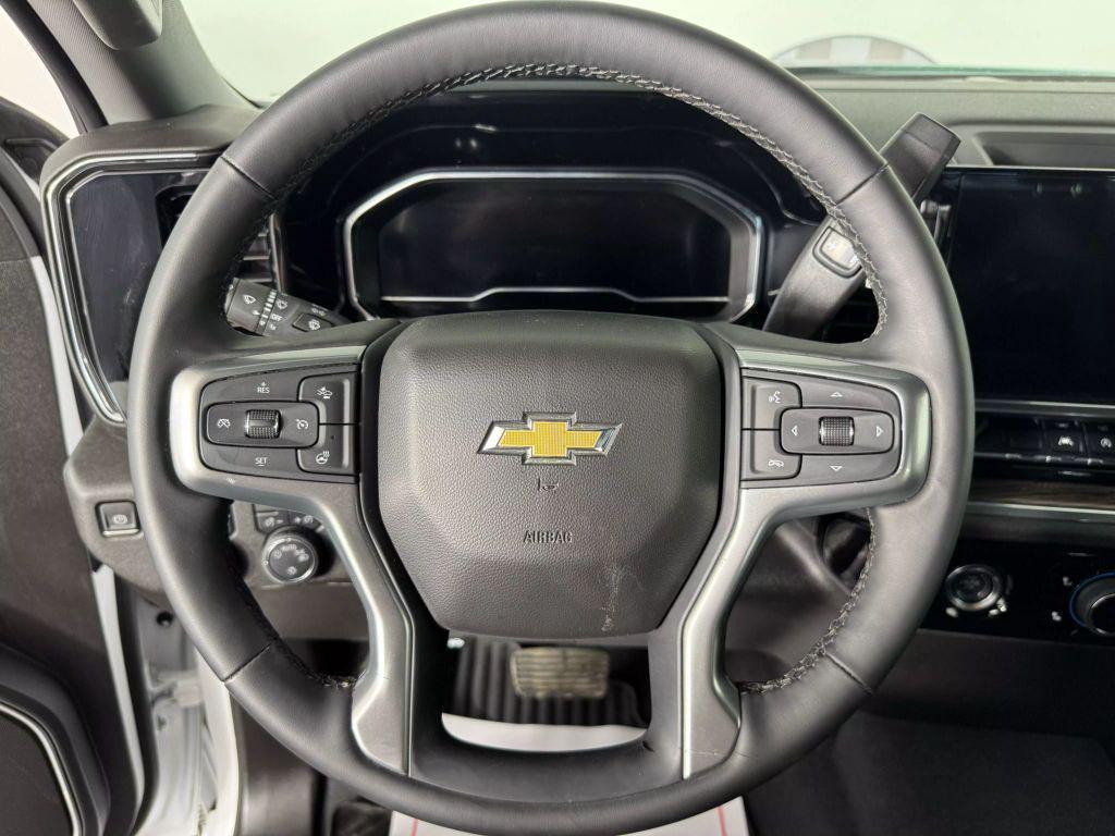used 2024 Chevrolet Silverado 1500 car, priced at $33,995