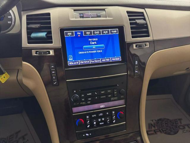 used 2013 Cadillac Escalade car, priced at $17,995
