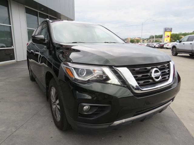 used 2018 Nissan Pathfinder car, priced at $15,995