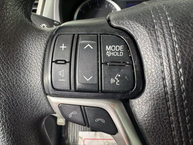 used 2019 Toyota Highlander car, priced at $22,995