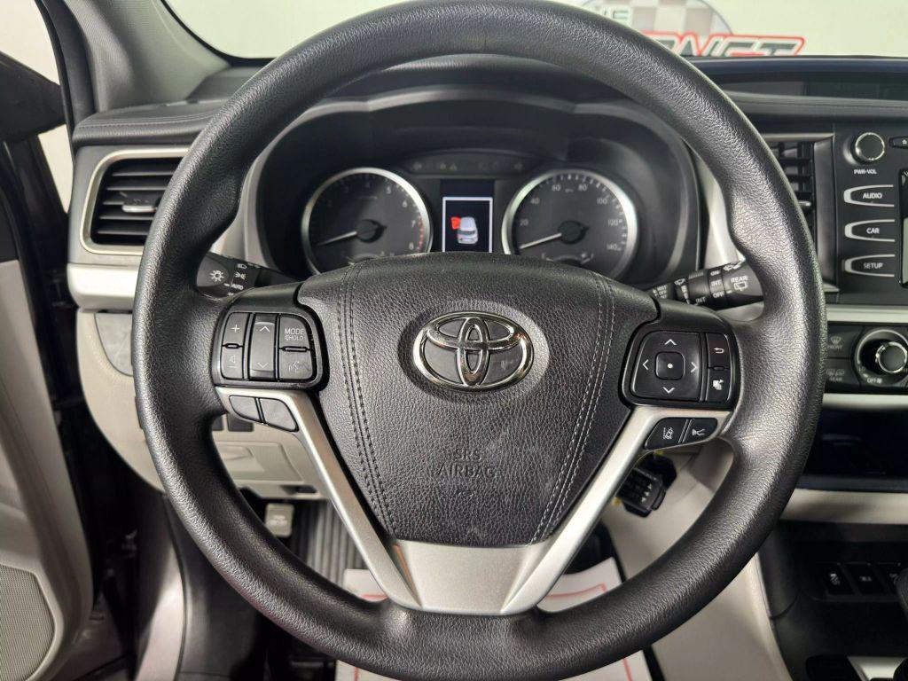 used 2019 Toyota Highlander car, priced at $22,995