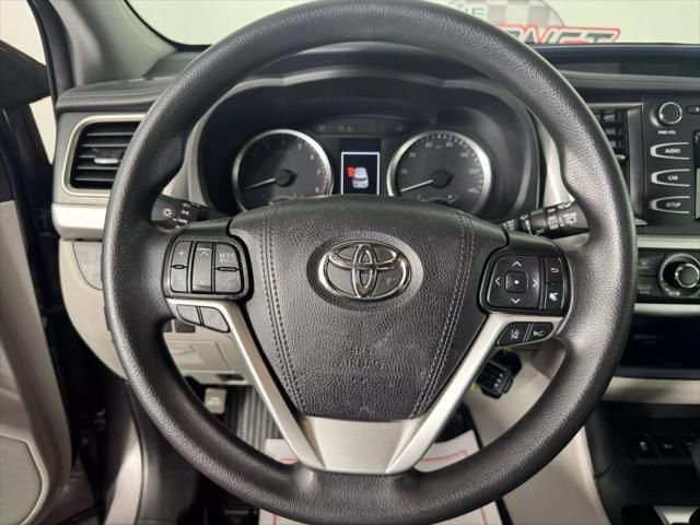 used 2019 Toyota Highlander car, priced at $22,995