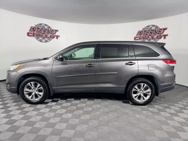 used 2019 Toyota Highlander car, priced at $22,995