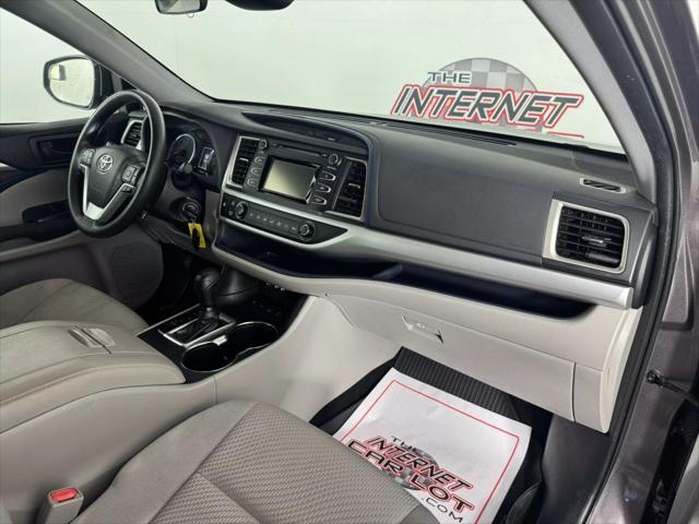 used 2019 Toyota Highlander car, priced at $22,995