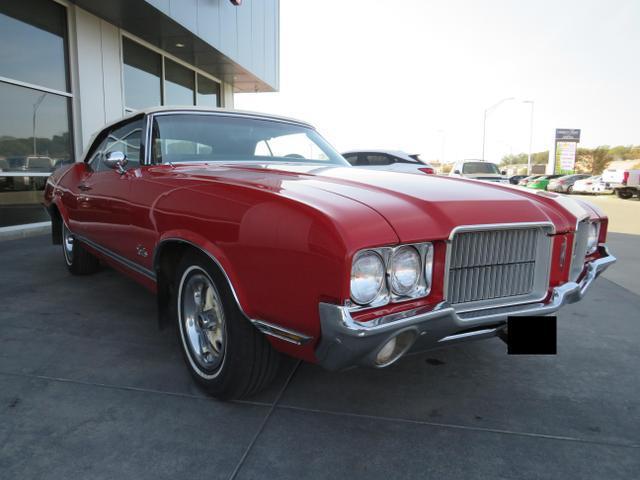 used 1971 Oldsmobile Cutlass car, priced at $39,995