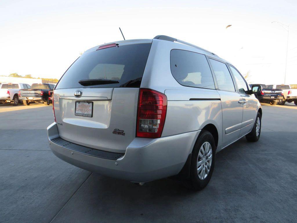 used 2014 Kia Sedona car, priced at $9,995