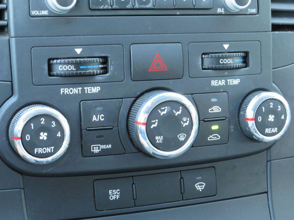 used 2014 Kia Sedona car, priced at $9,995