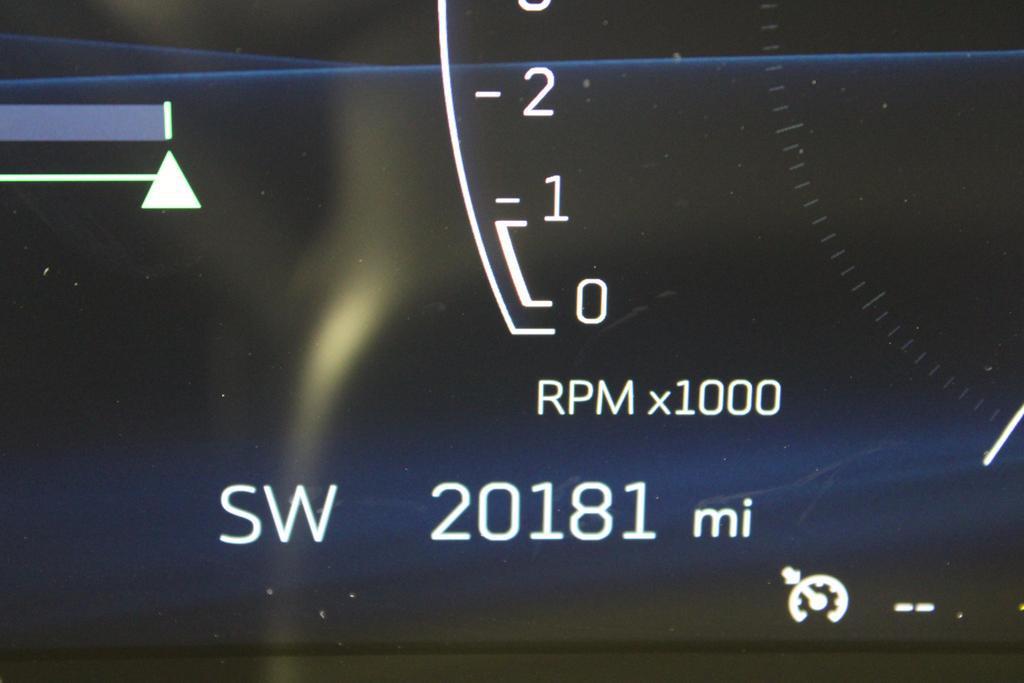 used 2024 Cadillac XT4 car, priced at $28,495