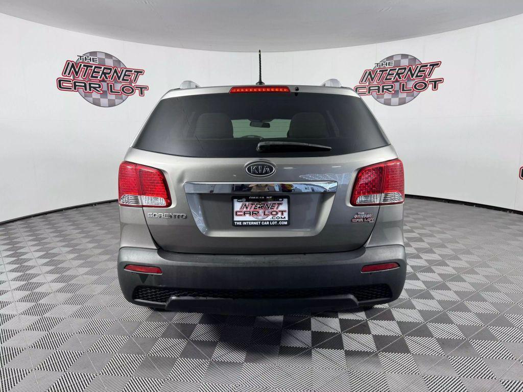 used 2013 Kia Sorento car, priced at $6,996