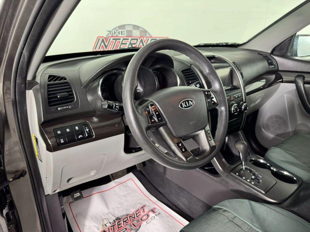 used 2013 Kia Sorento car, priced at $6,996