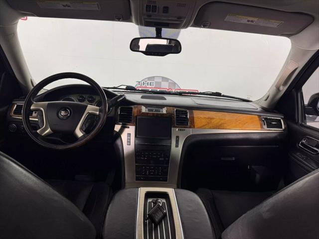 used 2013 Cadillac Escalade ESV car, priced at $14,995