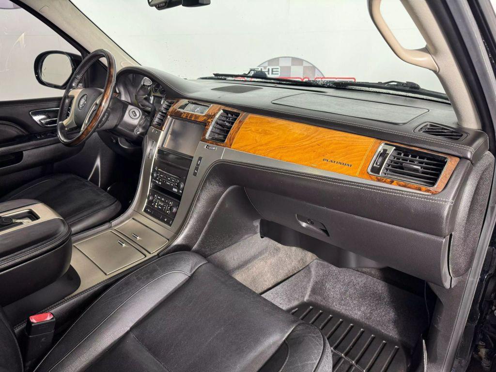 used 2013 Cadillac Escalade ESV car, priced at $12,995