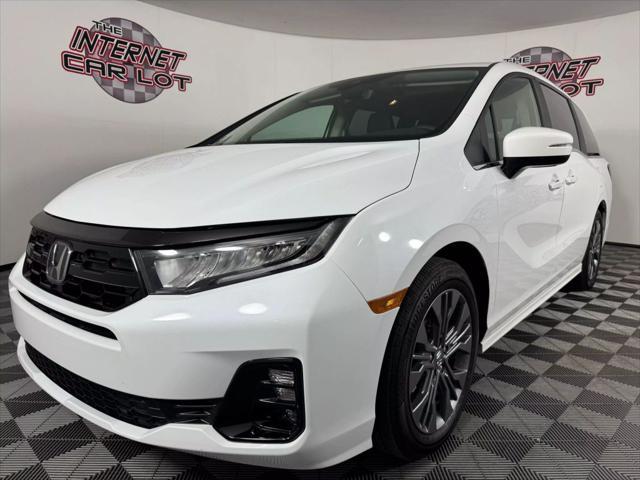 used 2025 Honda Odyssey car, priced at $38,995