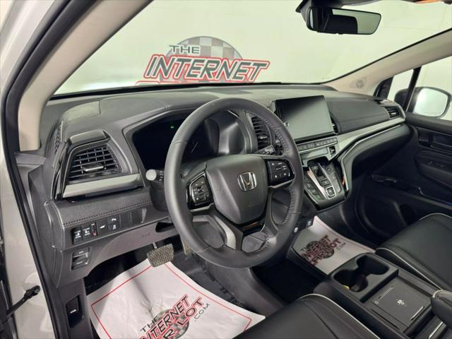 used 2025 Honda Odyssey car, priced at $38,995