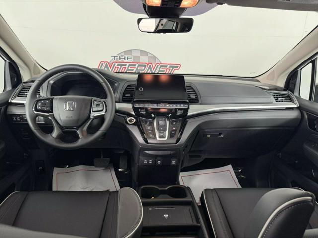 used 2025 Honda Odyssey car, priced at $38,995