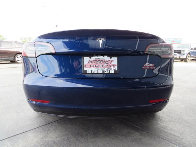 used 2021 Tesla Model 3 car, priced at $27,404
