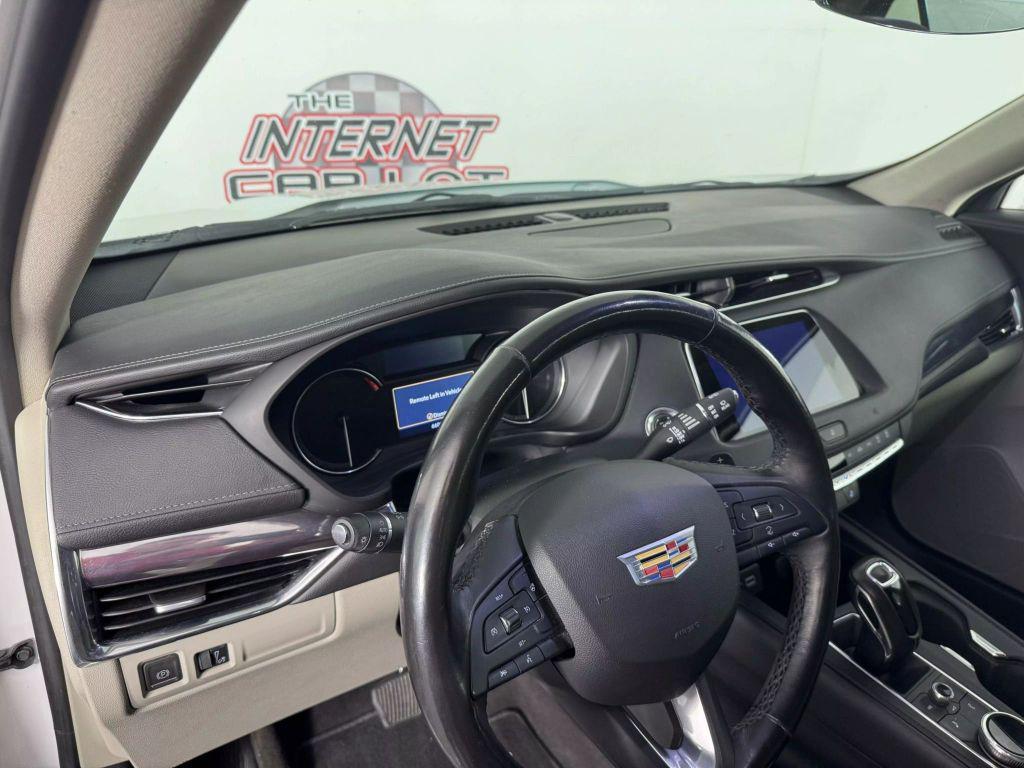 used 2019 Cadillac XT4 car, priced at $18,495