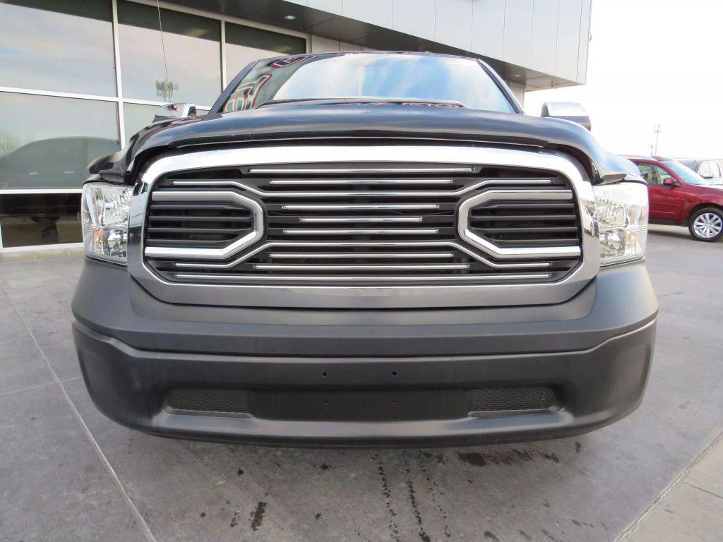 used 2022 Ram 1500 Classic car, priced at $21,899