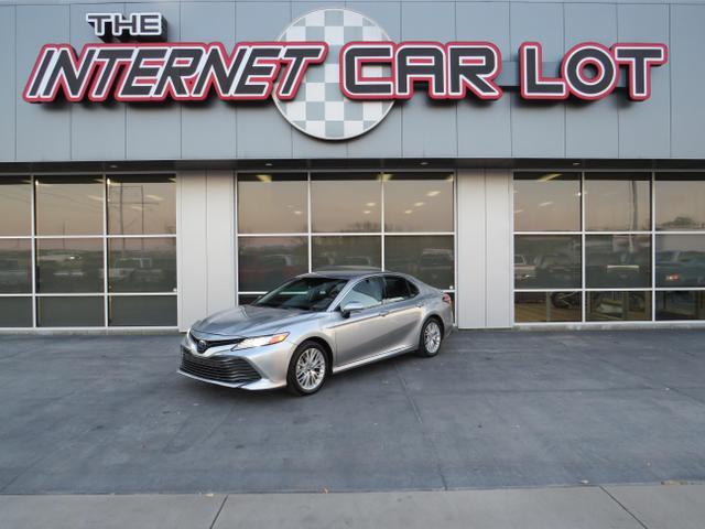 used 2018 Toyota Camry Hybrid car, priced at $23,995