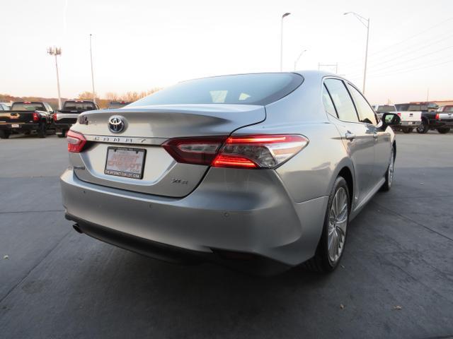 used 2018 Toyota Camry Hybrid car, priced at $23,995