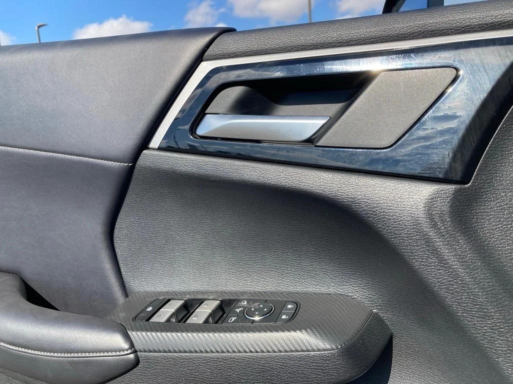 used 2024 Mitsubishi Outlander car, priced at $23,791