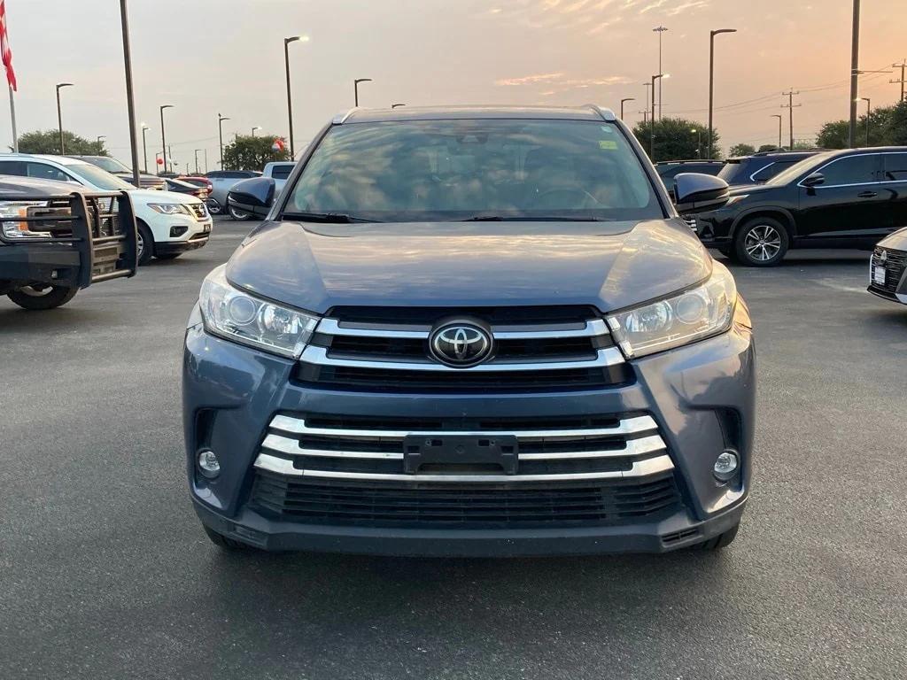 used 2019 Toyota Highlander car, priced at $18,291