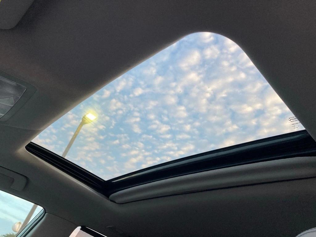 used 2019 Toyota Highlander car, priced at $18,291