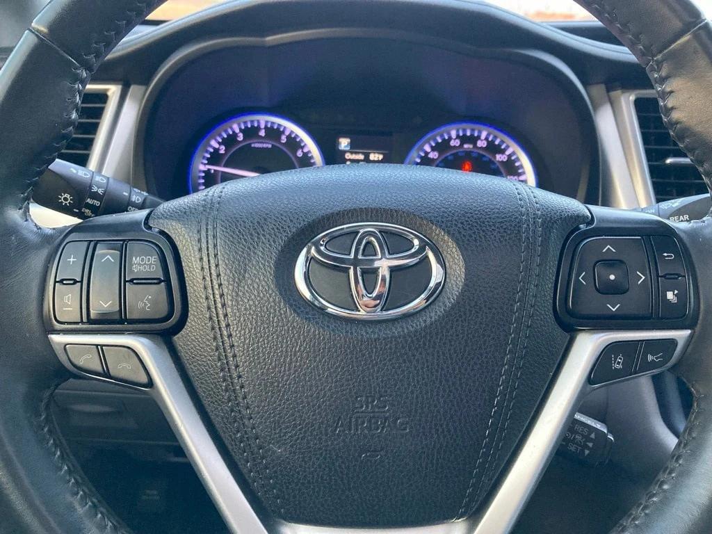 used 2019 Toyota Highlander car, priced at $18,291