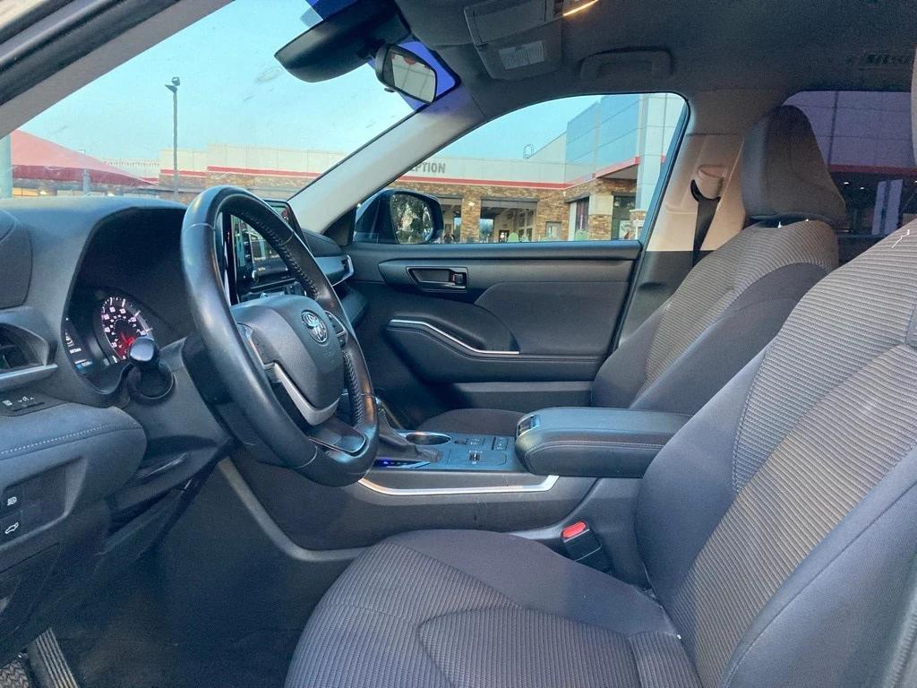 used 2022 Toyota Highlander car, priced at $23,771