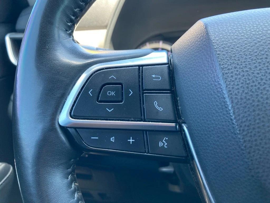 used 2021 Toyota Highlander car, priced at $22,591